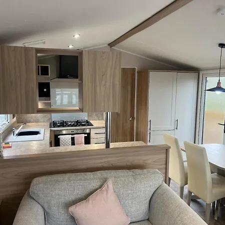 Lakefront Fishing Lakes 5 Star Country Park M Chalet Little Habton